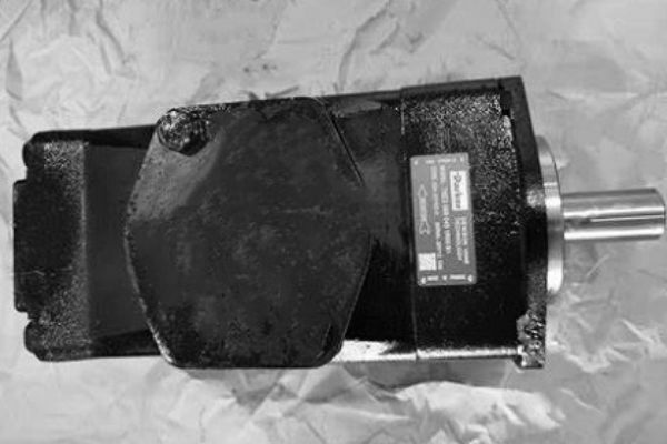 丹尼逊t7b叶片泵;DENISON叶片泵T6CB251R00B5与T6C-014-1R00-C4型号说明及技术参数